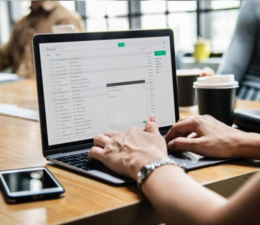 Những công việc làm online hái ra tiền